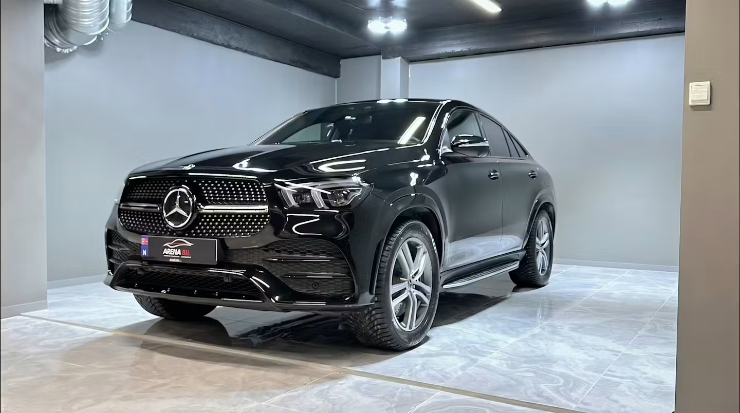 Mercedes GLE klargjort for bilsalg